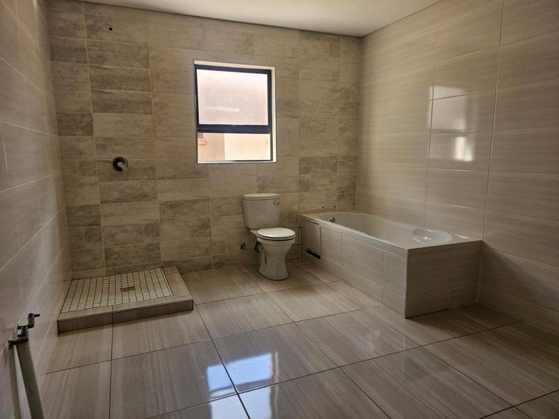 4 Bedroom Property for Sale in Buffelspoort North West